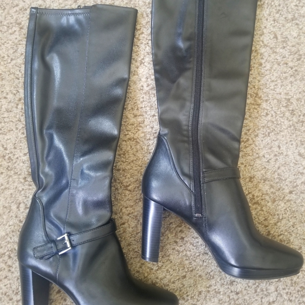 Nine West black knee-high boots. Size 7.5